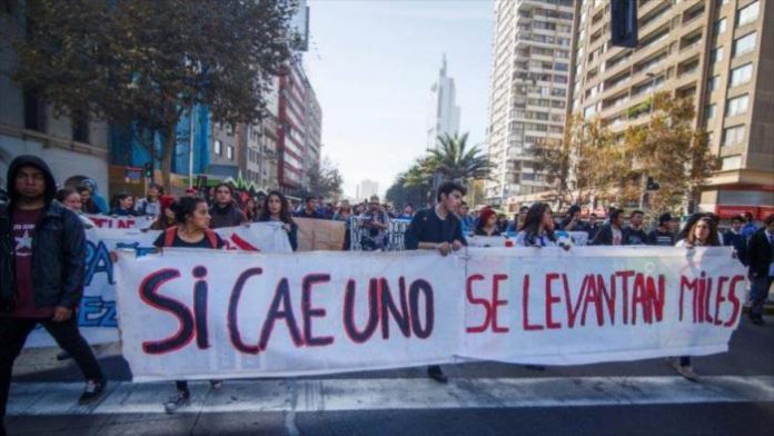 estudiantes-chile-e1432224917659 (1)