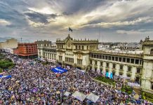 La movilización popular sacó a Pérez Molina