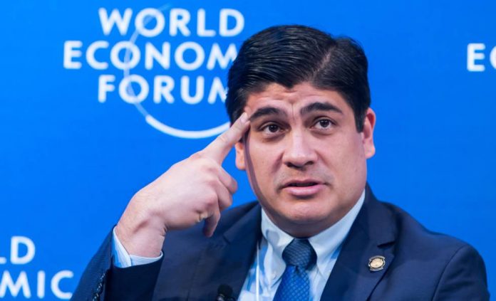 Carlos Alvarado