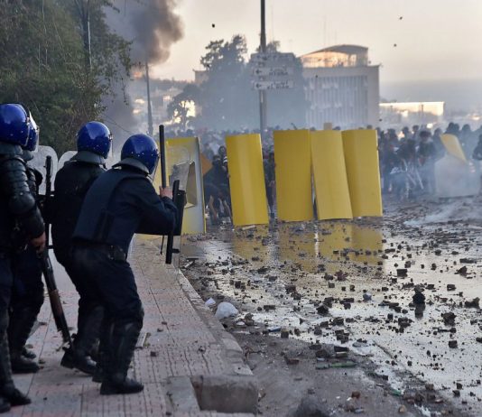 Argelia | Bouteflika, el “presidente perpetuo”, no pudo iniciar su quinto mandato