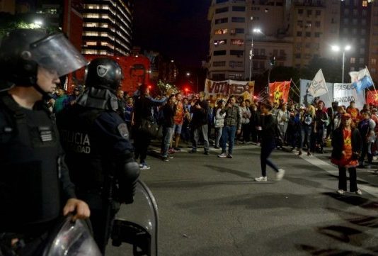 Crisis en el Acto de la CGT