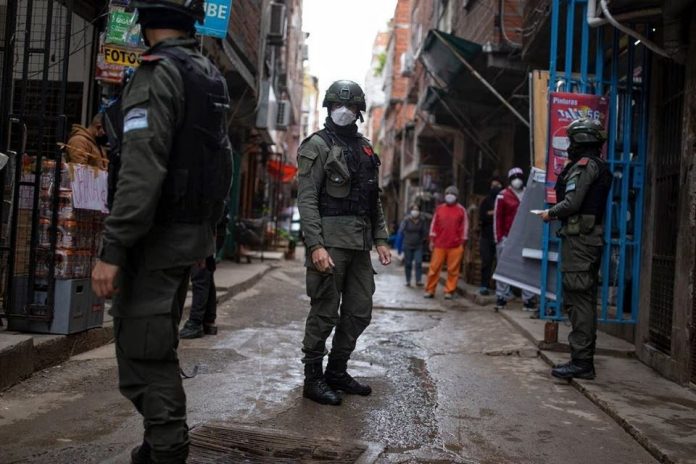 Represión cuarentena