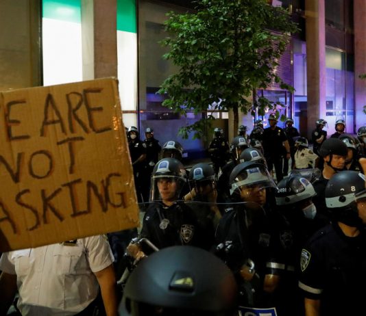 Abolir la policía: el debate abierto en EE UU