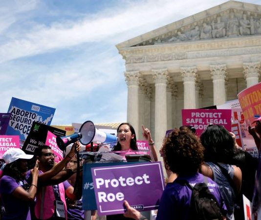 Triunfo del movimiento feminista y BLM contra Trump y los antiderechos