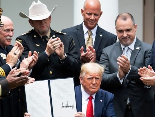 EE UU: «Reformas» de la policía para apaciguar la rebelión