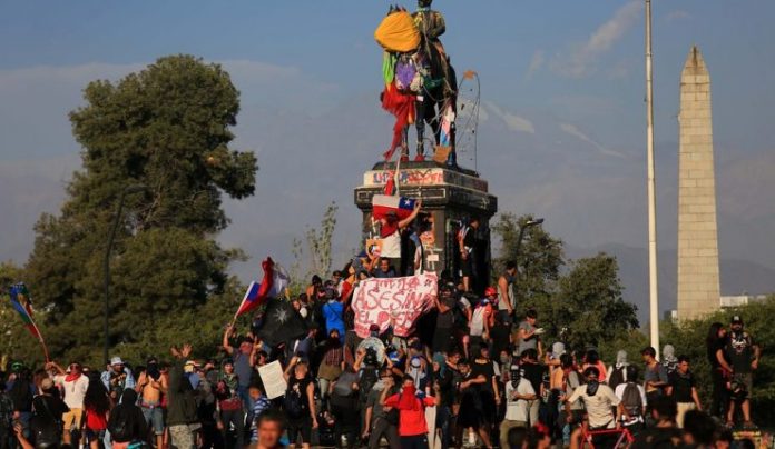 chile plaza dignidad