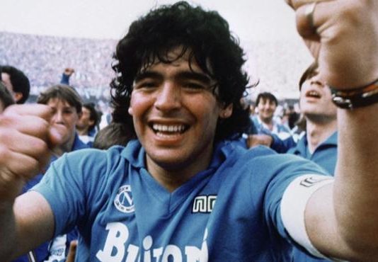 Diego Maradona, el Diez del mundo en el despegue de la industria del fútbol Maradona
