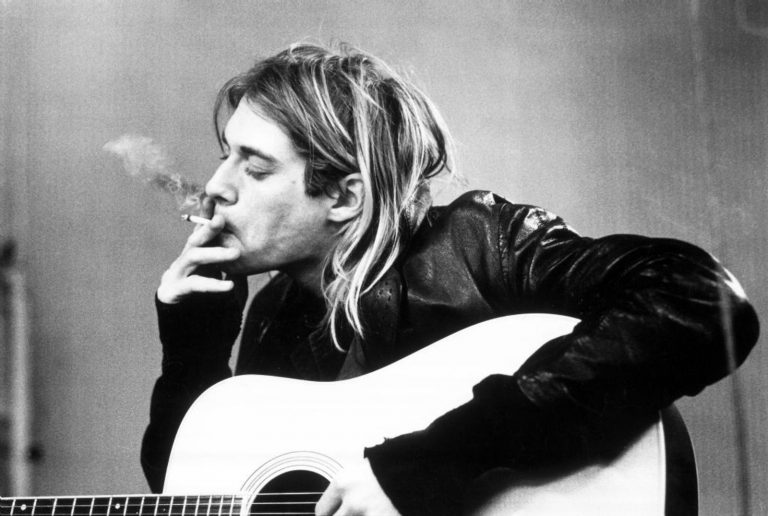 Kurt Cobain: tres notas al pie sobre el último «poeta maldito» del Rock and Roll