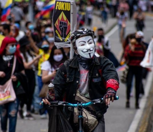 Colombia hoy: la rebelión sigue con un paro nacional Rebelión en Colombia movilización