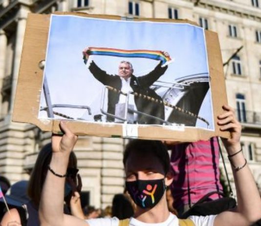 Hungría: el gobierno impone leyes de discriminación anti-LGBT Viktor Orbán Hungría LGBT
