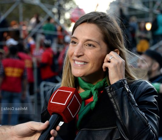 Hay que decir lo que el gobierno calla Manuela Castañeira