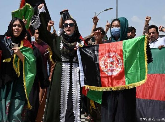 Es necesario paro internacional de mujeres y LGTB en defensa de las afganas protesta de mujeres en Afganistán