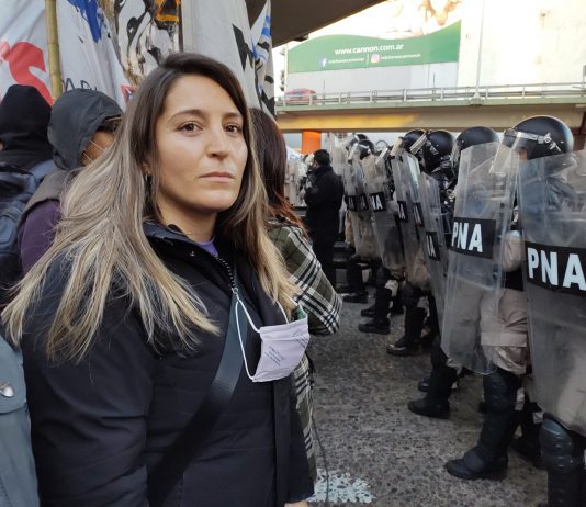 En el Puente Pueyrredón: Manuela Castañeira y el Nuevo MAS junto a los tercerizados de Edesur