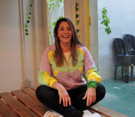 La candidata que pide un salario mínimo de 100 mil pesos y acusa a los políticos de “caretas”