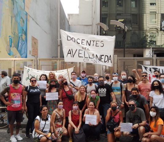 Docentes movilizaron exigiendo titularización