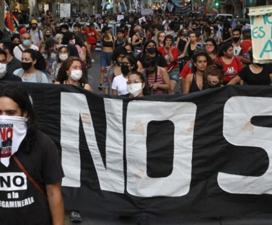 Alerta por la ley 7722 en Mendoza que permite utilizar sustancias tóxicas en la megaminería