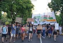 Marchas y cortes en CABA y La Plata en apoyo al pueblo de Chubut