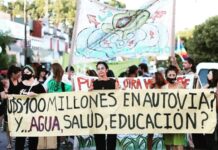 La policía reprimió el acampe contra la Autovía de Punilla