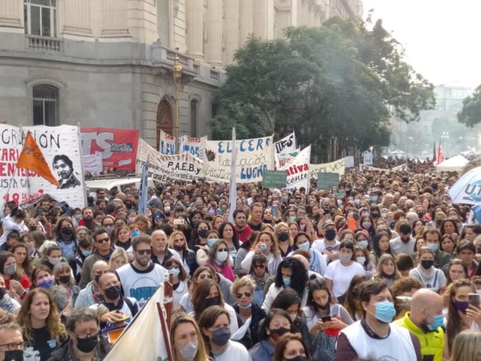 Estatuto docente: una reforma para responsabilizar a la docencia por el desastre educativo paro nacional educación