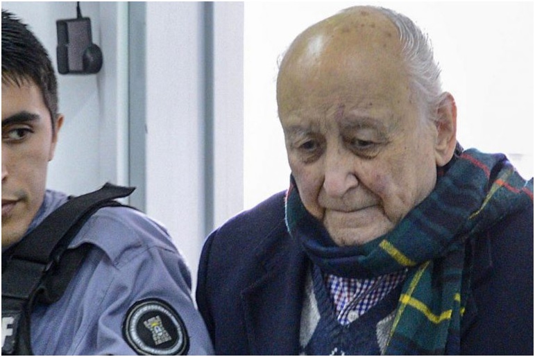 Resolución de libertad condicional al genocida Santiago Omar Riveros