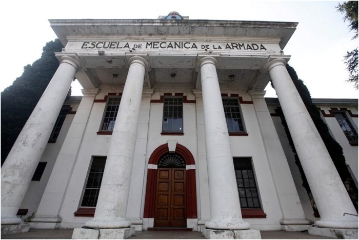 Impunidad: ordenan domiciliaria a Etchecolatz y otros genocidas Abrazo ESMA