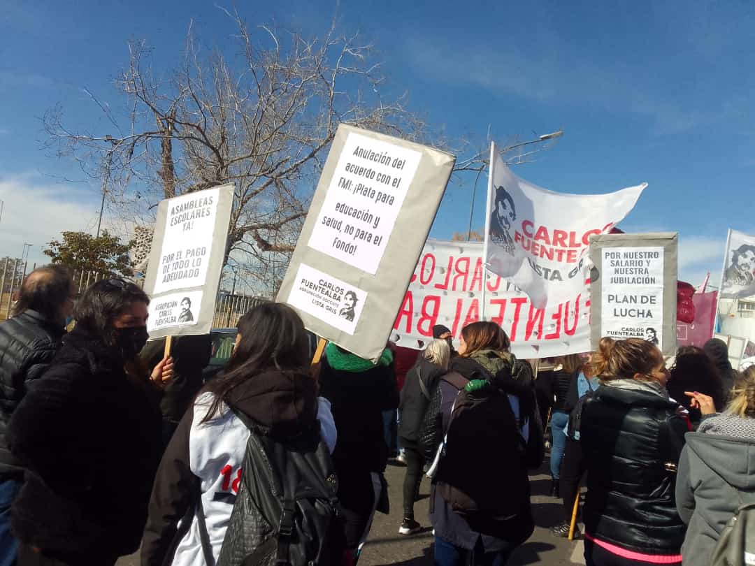Córdoba: la movilización docente le arrancó asambleas a la conducción Celeste