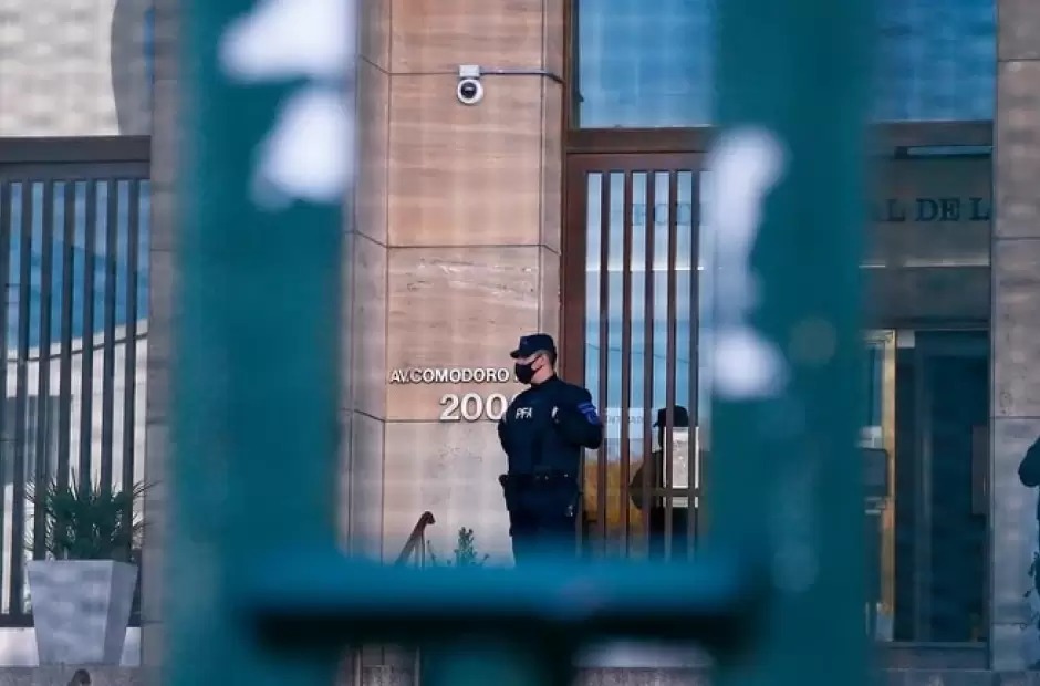 Atentado a CFK: la investigación ahora a punta a Uliarte como instigadora de Sabag Montiel