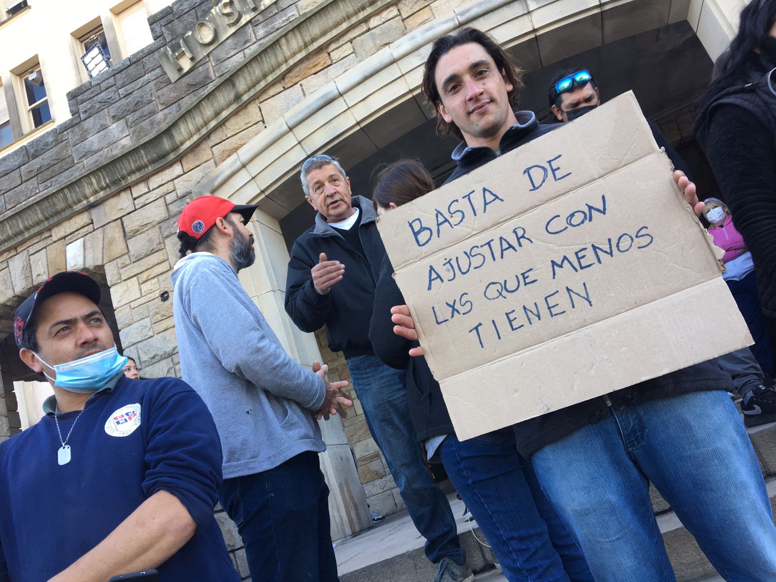 Despiden a 47 trabajadores en hospitales de Mar Del Plata