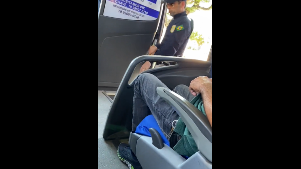 Brasil: la policía cierra carreteras y bloquea que voten nordestinos