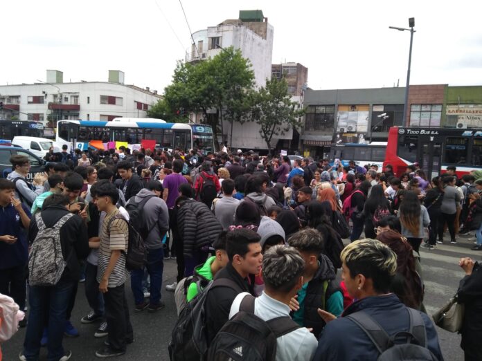 Clegio reclama por Jannys
