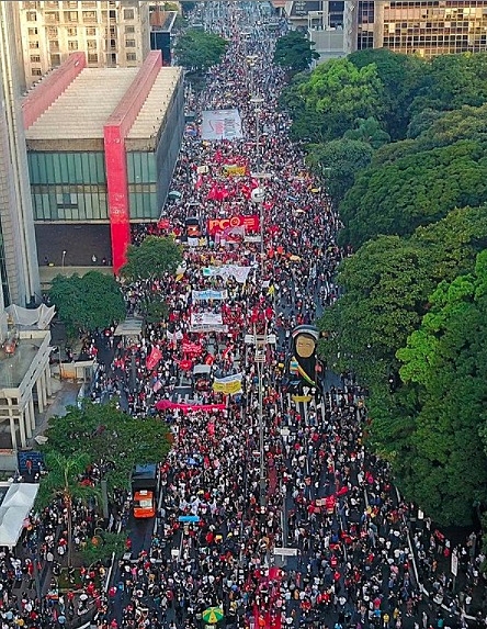 Movilización Brasil}