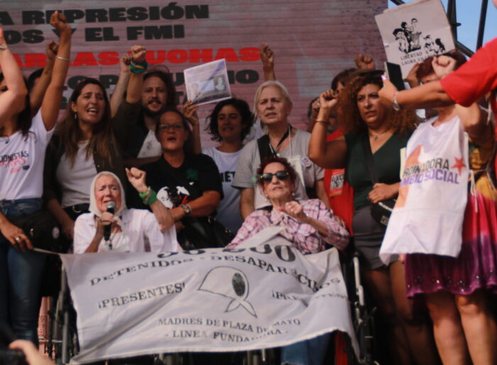 24 de marzo en imágenes: el Nuevo MAS junto al Encuentro Memoria, Verdad y Justicia en Plaza de Mayo