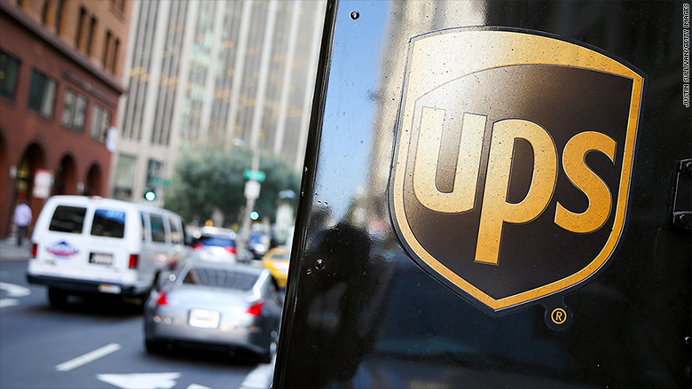 EE UU: Teamsters Union amenaza con una huelga nacional en UPS si no se atienden sus reclamos huelga en UPS