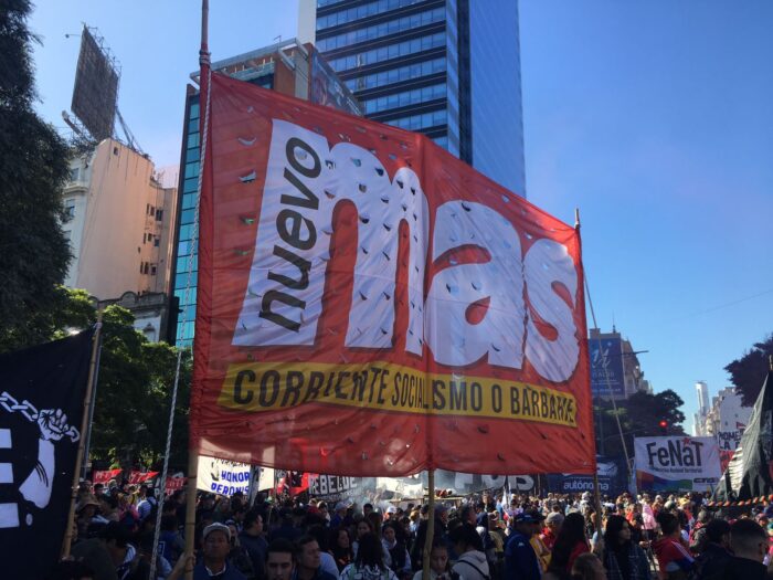 Un pequeño grupo de La Plata rompe con el partido jornada de lucha contra el ajuste y la derecha