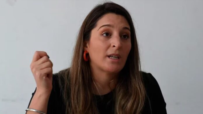 Manuela Castañeira salario mínimo