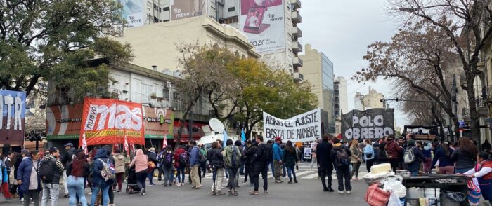 Jornada de lucha de los movimientos sociales contra el hambre, por alimentos en los comedores