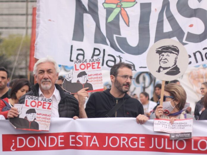 Julio López