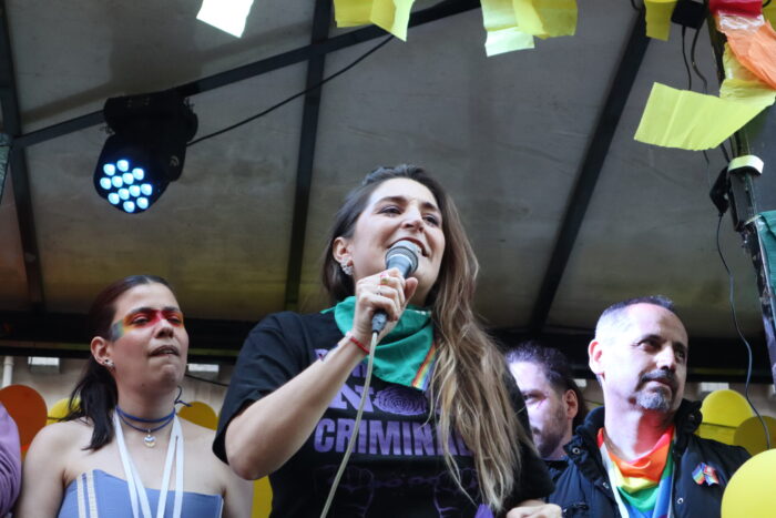Marcha del Orgullo: Manuela Castañeira en el acto del Nuevo MAS, el ¡Ya Basta! y Las Rojas Marcha del Orgullo Manuela Castañeira