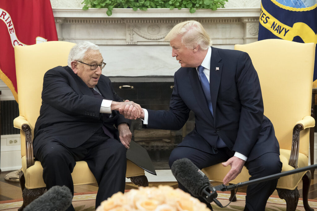Kissinger Donald Trump