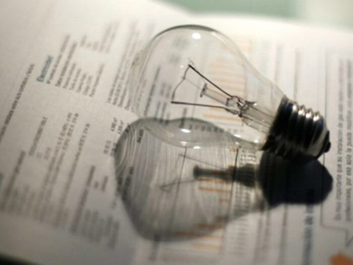 Otro tarifazo de luz y nuevo esquema de medición del consumo tarifazo Milei