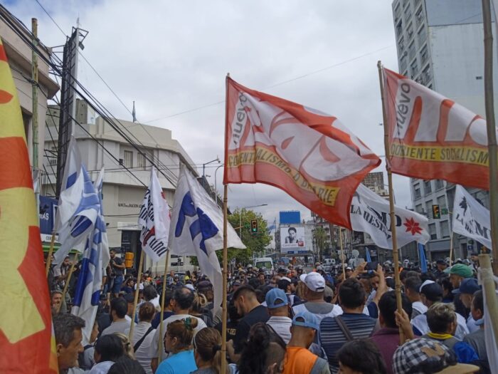 El gobierno responde con represión al Piquetazo Nacional de los movimientos sociales Piquetazo nacional