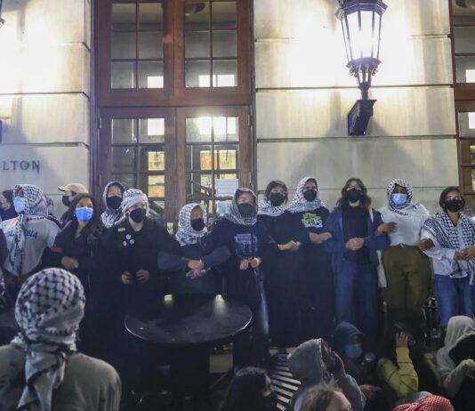 Estudiantes toman el edificio de la Universidad de Columbia contra las sanciones Universidad de Columbia Hind’s Hall
