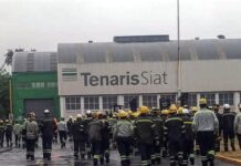 “Hay una política de la empresa de apretar para consolidar la precarización laboral en la fábrica” Despidos Tenrais SIAT