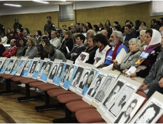 Nada de domiciliarias a los genocidas Genocidas domiciliaria