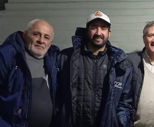 Vaya nuestro homenaje a Carlos Albarracín Homenaje a Carlos Albarracín