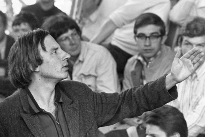 Hans-Juergen Krahl Escuela de Frankfurt