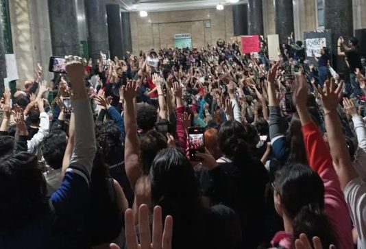 Universidad: no hacer caso a los voceros de la derrota Tomas facultades