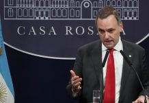 Demagogia xenófoba: el anuncio del cobro de salud y educación a extranjeros no residentes Salud y educación extranjeros