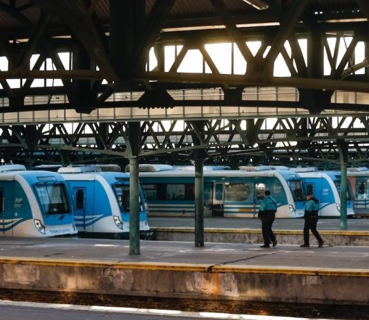 El paro total de trenes que conmocionó el Área Metropolitana y el país Paro de trenes