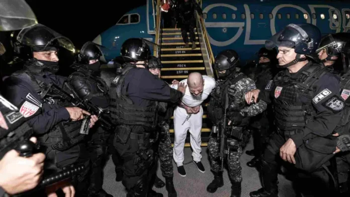 73daab80-0282-11f0-80d9-3b1ad40bde46.jpg deportaciones trump